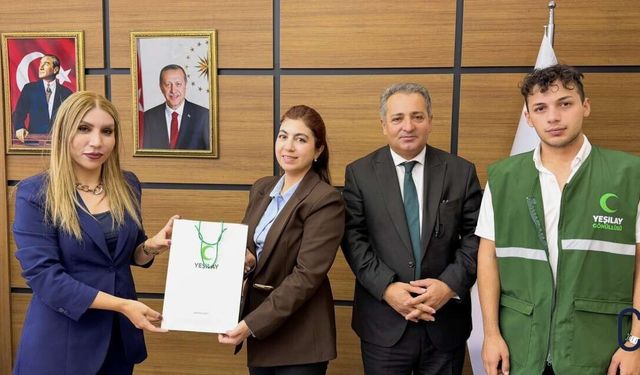 Hakkâri Yeşilay Şubesin’den Müdür Bilgiçe Ziyaret