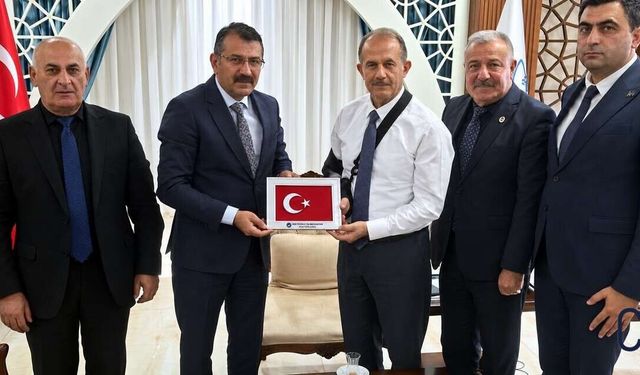 Türk Yerel-Sen Heyetinden Vali Taşyapan’a ziyaret