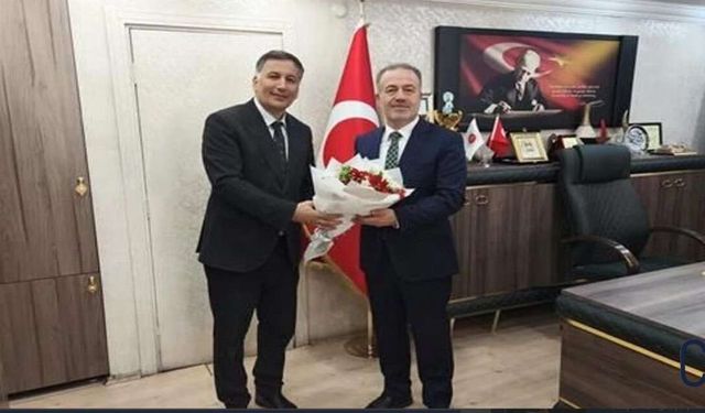 Hakkari'nin yeni müftüsü Eren görevine başladı