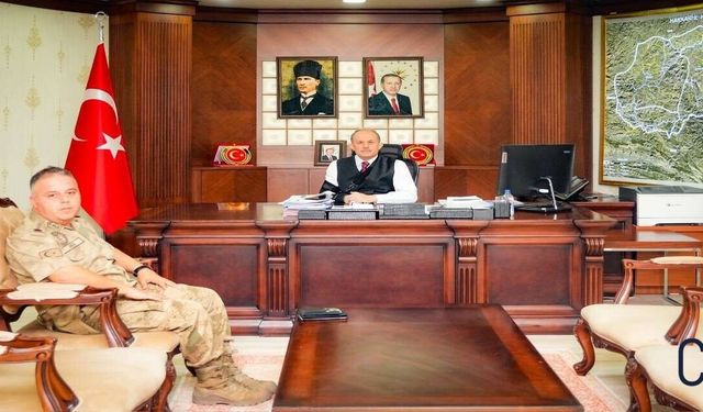 Albay Aksu ve Yalamanoğlu’ndan Vali Taşyapan’a ziyaret