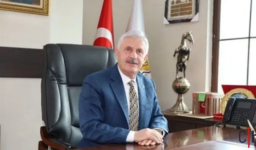 Özbek: “Fatma Betül Sayan Kaya’nın sadece istifa etmesi yetmez”