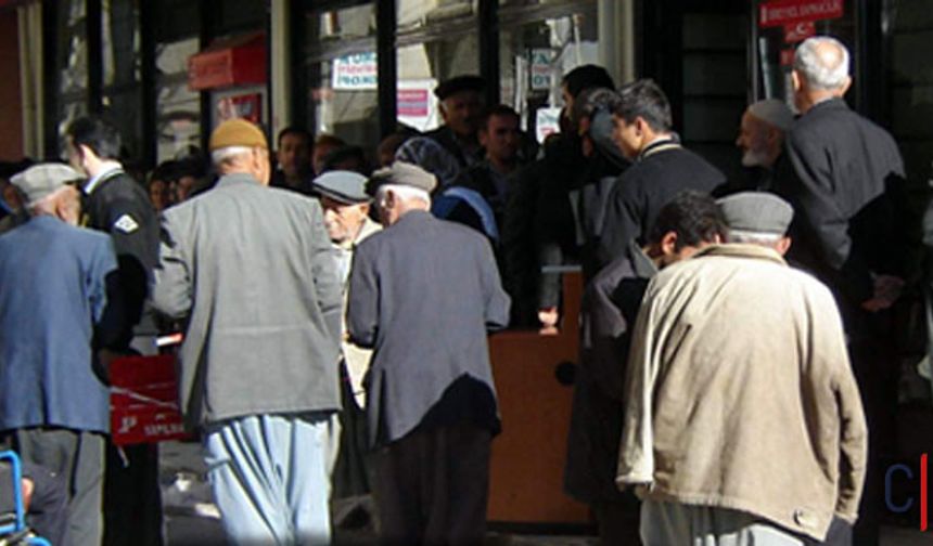 EYT’den Sonra, Türkiye’nin Yeni Emeklilik Modeli: Kademeli Geçiş Nasıl Olacak?