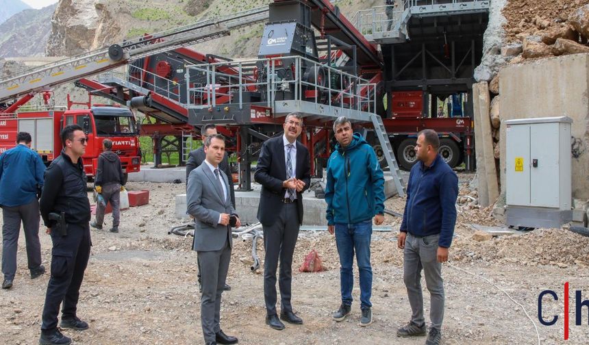 Vali Çelik’ten Ulaşım Hamlesi: Konkasör Tesisi Kuruluyor
