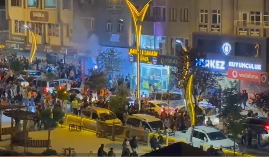 Galatasaray’ın Şampiyonluğu Hakkari’de Coşkuyla Kutlandı