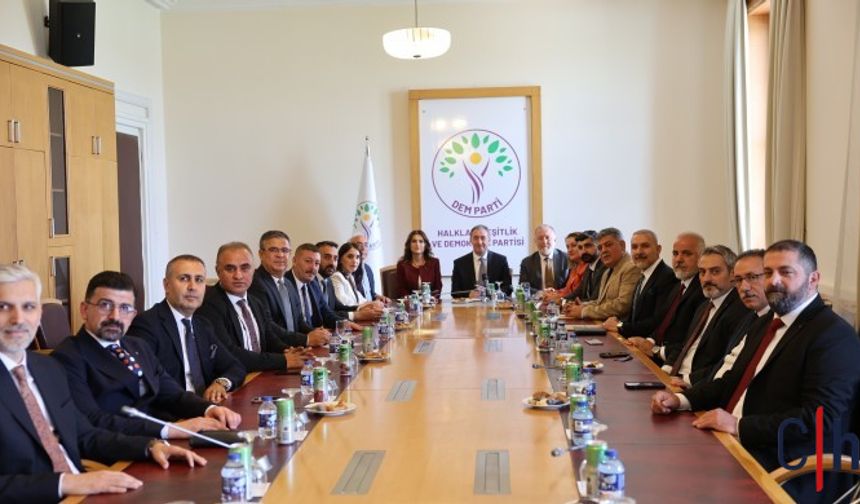 Hakkari Barosu Dahil 16 Baro Başkanları DEM Parti İle Görüştü