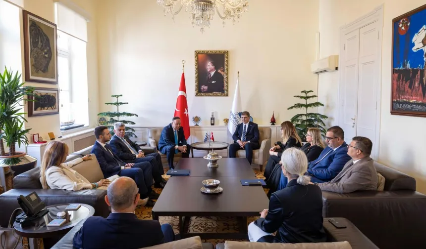 İzmir ve Selanik arasında dostluk köprüsü güçleniyor