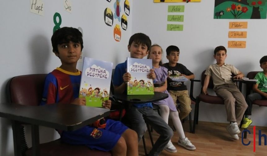 Çocuklar İçin Kürtçe Eğitimi Yaz Tatilinde Başladı