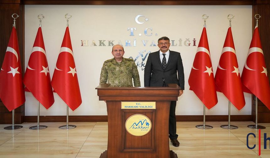 Orgeneral Levent Ergün, Hakkâri Valiliği’ni Ziyaret Etti