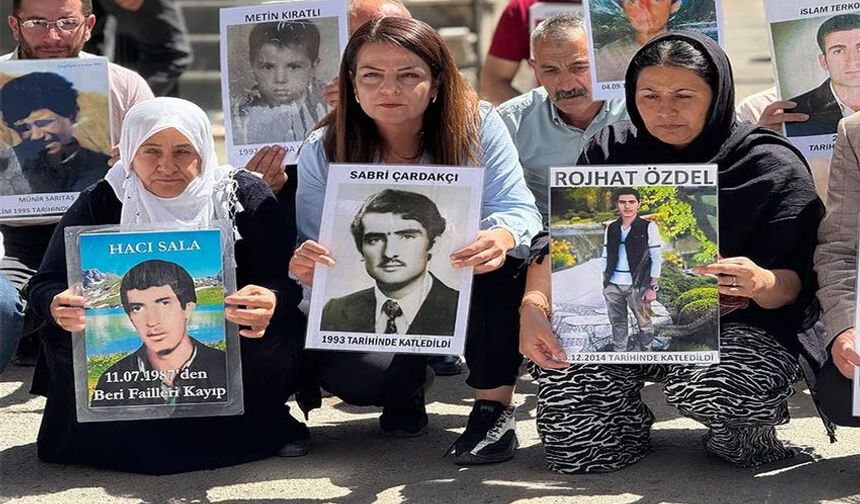 İHD Hakkâri Şubesi 191. Hafta Eyleminde Sabri Çardakçı’nın Faillerini Sordu