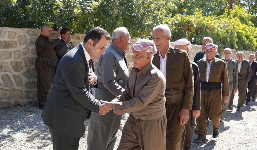 Derecik’te halk toplantısında kardeşlik mesajları verildi