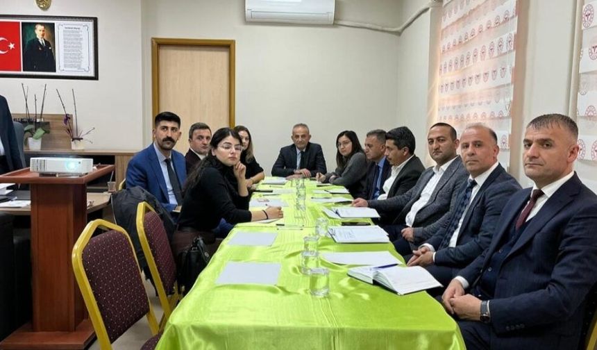 Acil Servisten MHRS’ye: Hakkari’de Sağlık Sistemi Masaya Yatırıldı