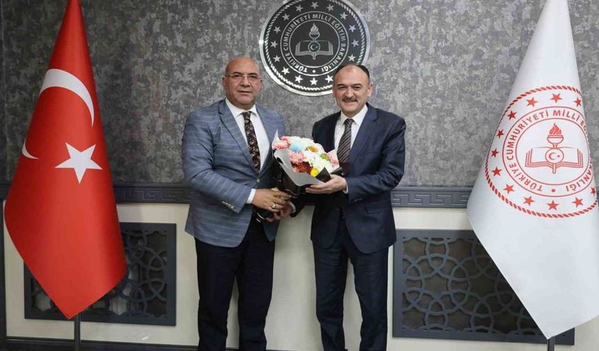İl Millî Eğitim Müdürü Çandıroğlu Göreve Başladı
