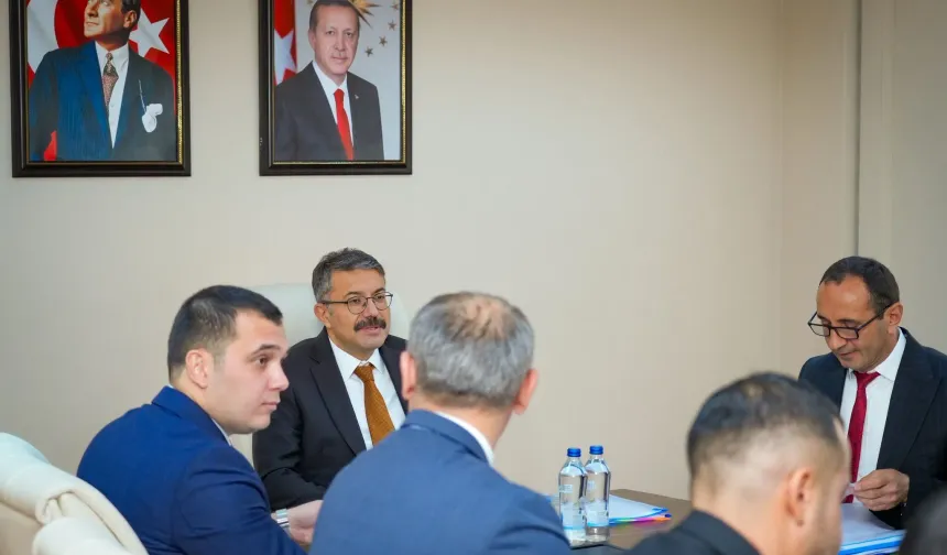 Hakkari İl Özel İdaresi’nde Bütçe Masaya Yatırıldı: 2026 Yatırımları Planlandı