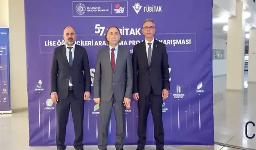 Hakkâri Üniversitesi Yönetimi TÜBİTAK 57. Lise Projesinde Jüri Olarak Görev Aldı