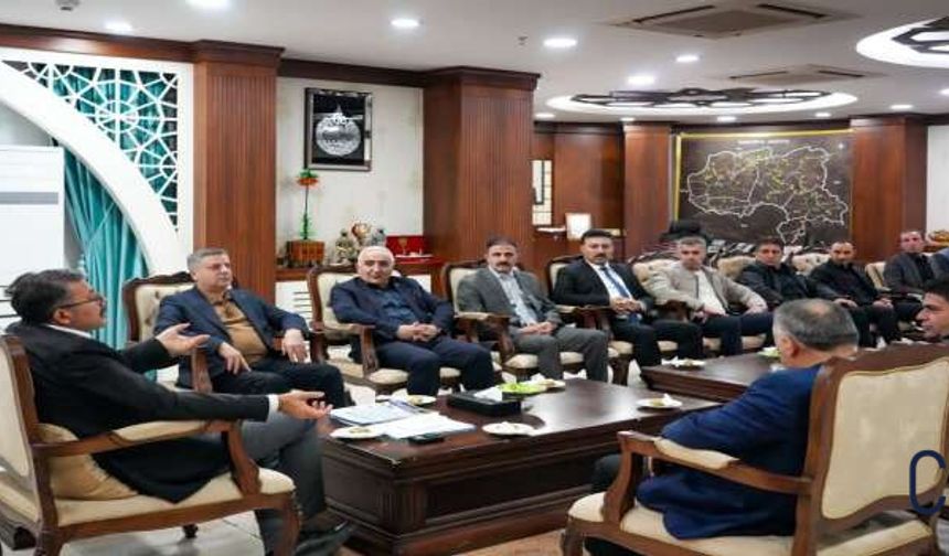 Ali Çelik’e Hakkâri’de Anlamlı Veda Ziyaretleri