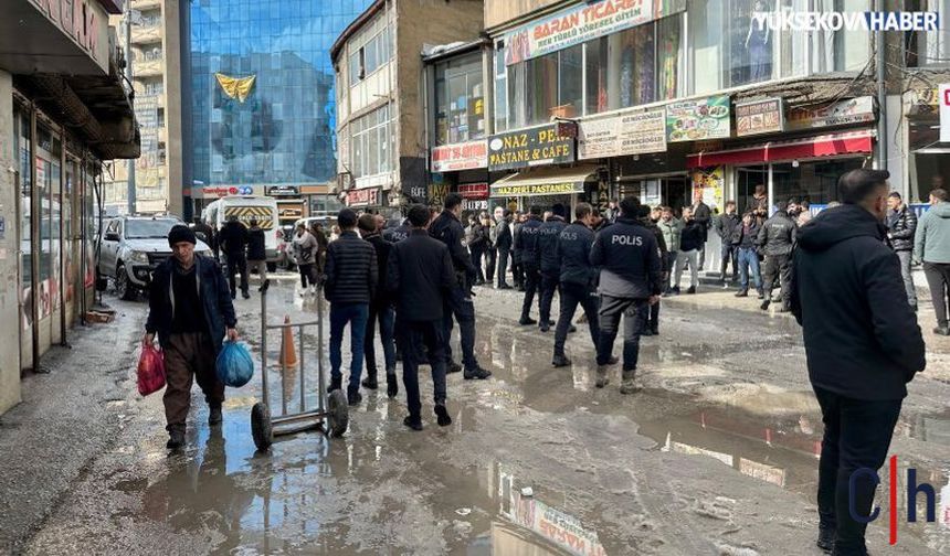 Hakkari'de İki Grup Arasında Yumruklu Kavga: 1 Kişi Yaralandı