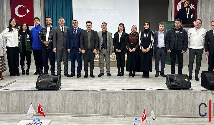 Yeşilay Hakkâri’de Görev Değişimi: Başkanlık Merve Demir’e Emanet