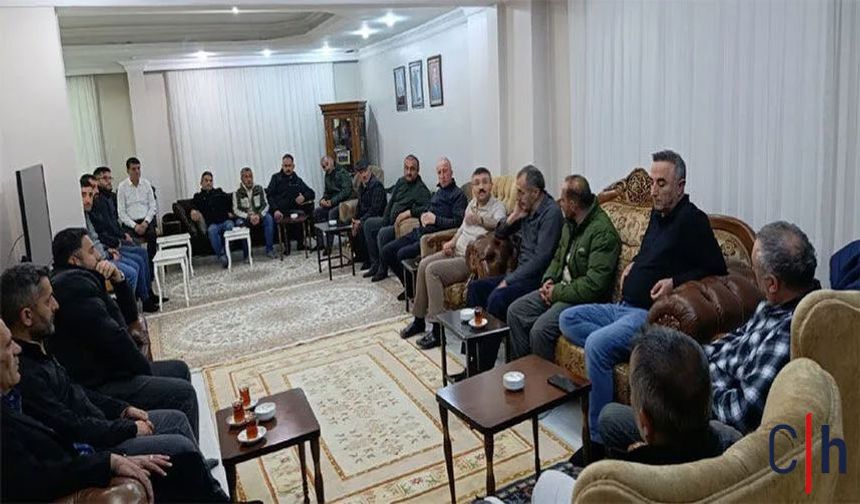 Sılehi Aşiret Lideri Atlı’nın Evinde Ramazan Buluşmaları Sürüyor