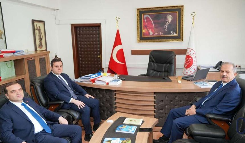 Vali Taşyapan’dan Hakkâri Adliyesine İade-i Ziyaret