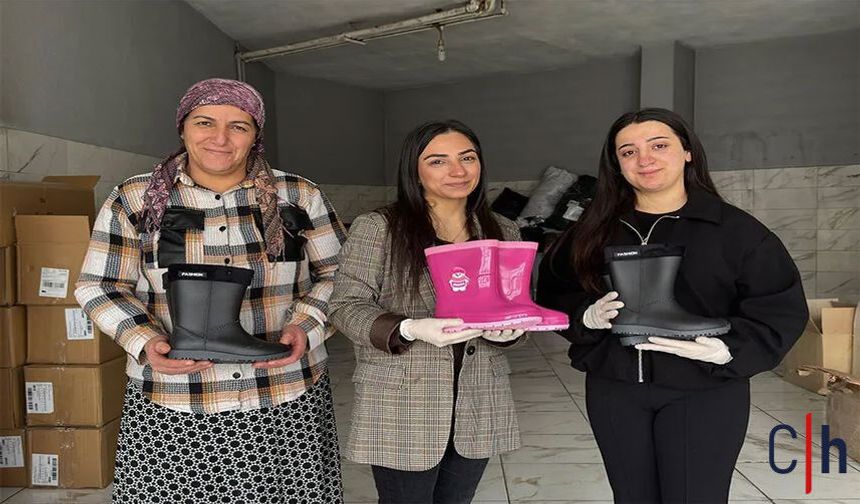 Yüksekova’da Örnek Proje: 750 Çift Ayakkabı Öğrencilere Ulaştı