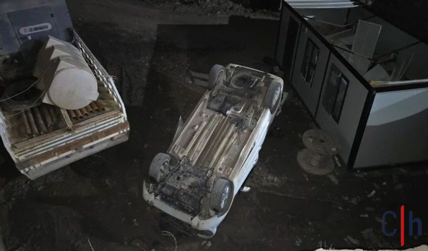 Hakkâri-Çukurca Yolunda Kaza: Araç Takla Attı, 2 Yaralı