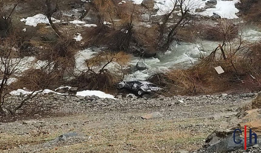 Hakkari'de Genç Sağlık Çalışanı Trafik Kazasında Yaşamını Yitirdi