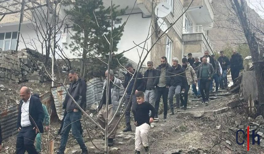 Hakkâri Sümbül Mahallesi’nde Bayramlaşma Geleneği Yaşatılıyor