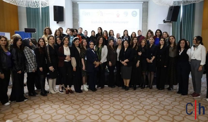 “Kadınlar Barışı Konuşuyor” Panelinde Barışın İnşasında Kadın Vurgusu