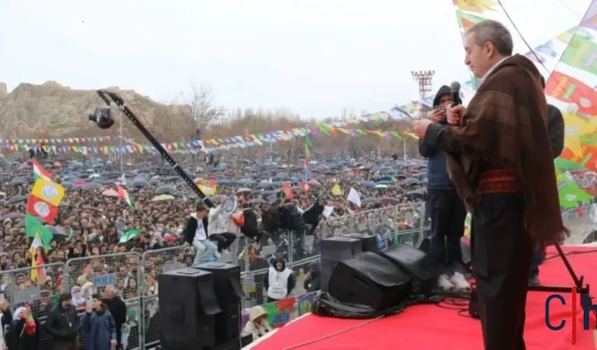 Van Newrozu’nda kutlamalar coşkuyla devam ediyor