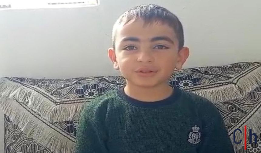 Hakkari'de Eğitim Hayali Kimliğe Takılan 8 Yaşındaki Muhammed’in Dramı