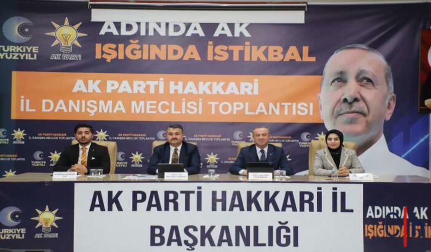 AK Parti Hakkari Teşkilatı Sahaya İndi: Nisan Ayı Toplantısı Yapıldı
