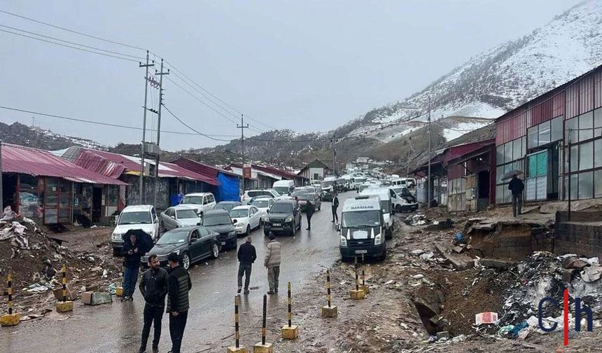 Üzümlü Gümrük Kapısı’nda Yoğunluk Tepkisi