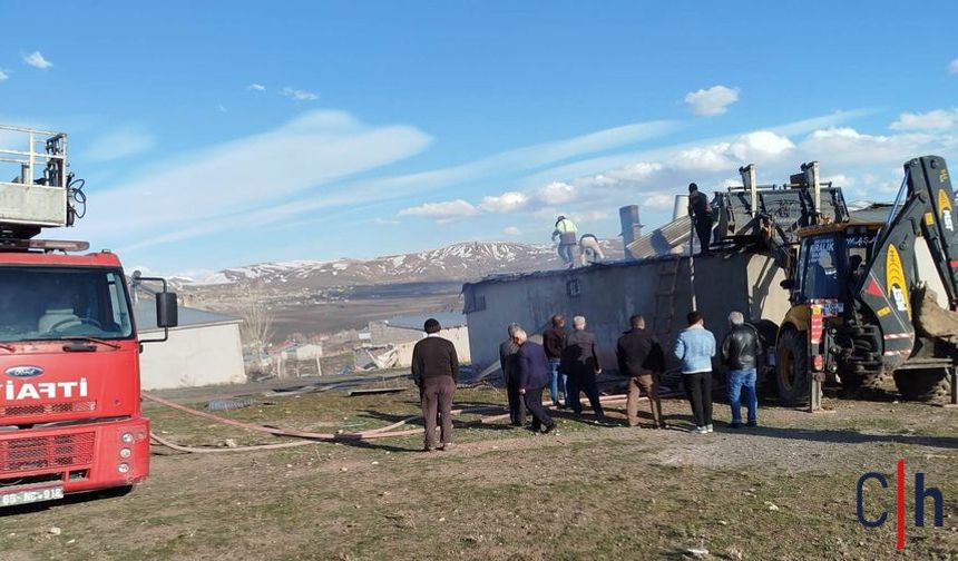 Korkutan Ev Yangını: Soba Bacası Evi Yakıyordu