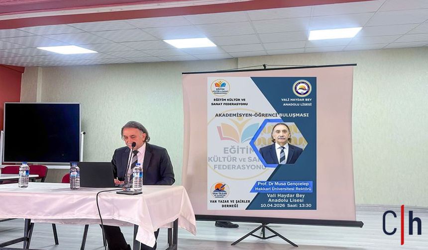 Van’da Öğrenciler Rektörle Bir Araya Geldi