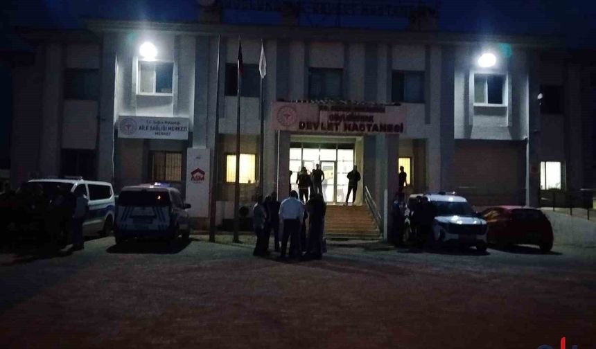 Arazi Anlaşmazlığı Kanlı Bitti! Köy Meydanı Savaş Alanına Döndü: 5 Yaralı