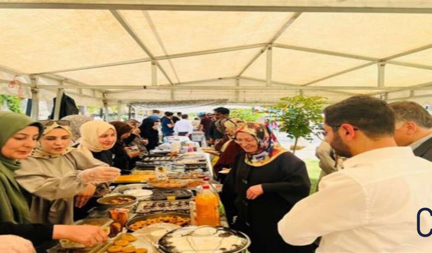 Şemdinli’de Hafızlık Öğrencileri İçin Kurulan Hayır Çarşısına Yoğun İlgi