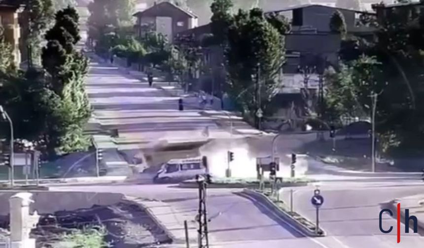 Yüksekova’daki Ölümlü Kazanın Güvenlik Kamerası Görüntüleri Ortaya Çıktı