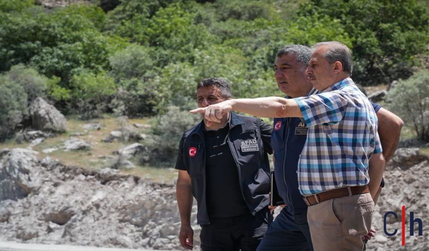 Vali Taşyapan ve Uzman Heyet Heyelan Bölgesinde İnceleme Yaptı
