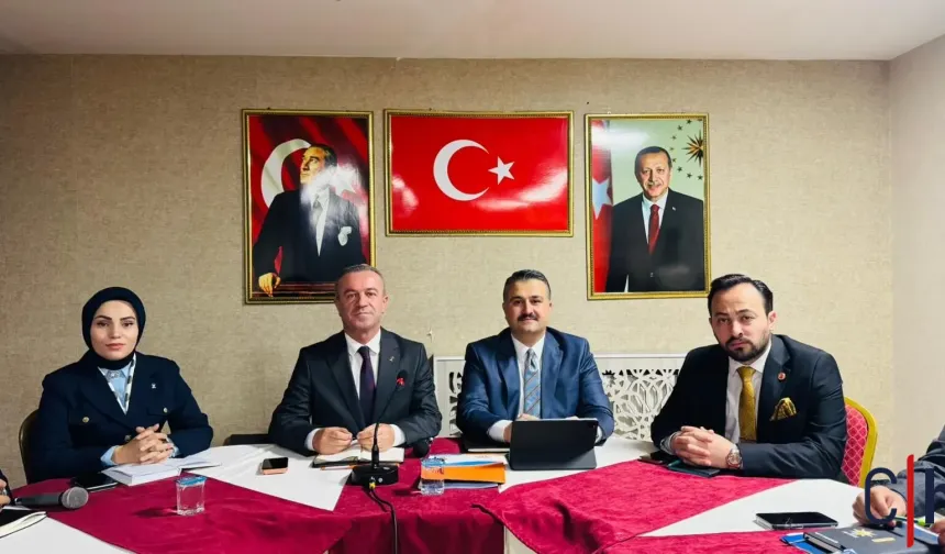 AK Parti’den Hakkari’ye Çifte Müjde: 2 Bin Kişilik İstihdam ve Dev Spor Organizasyonu