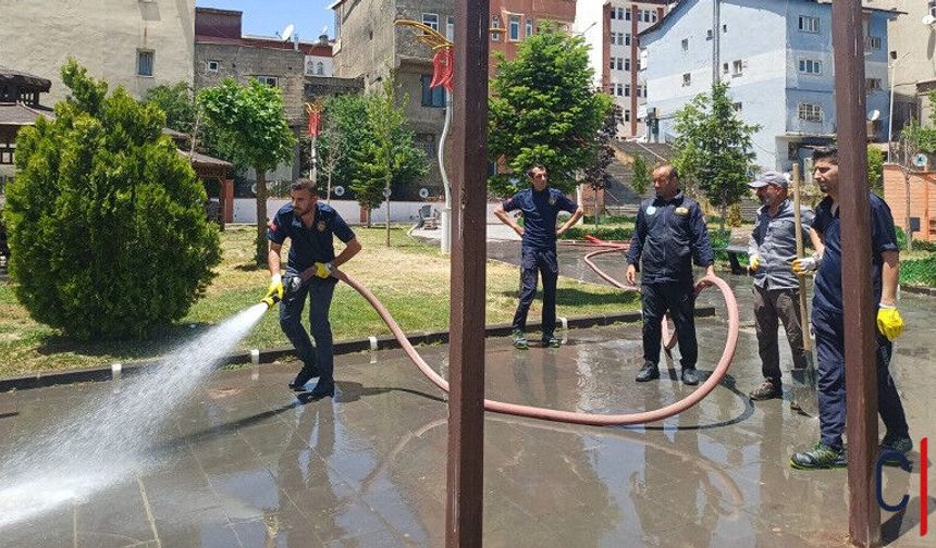 Kent Park’ta yenileme seferberliği: Hakkari Belediyesi çalışmalarını hızlandırdı