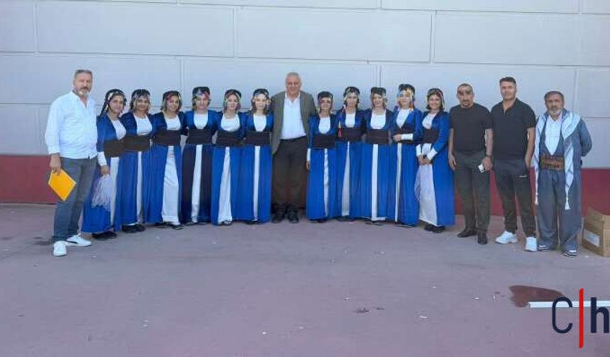 Hakkari Halk Oyunlarında Türkiye Dördüncüsü Oldu