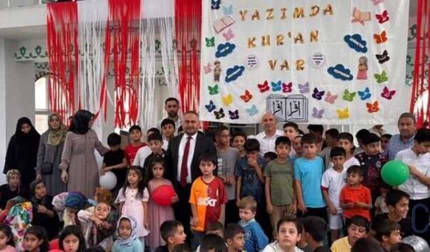 Hakkâri'de Yaz Kur’an Kursları Dualarla Başladı