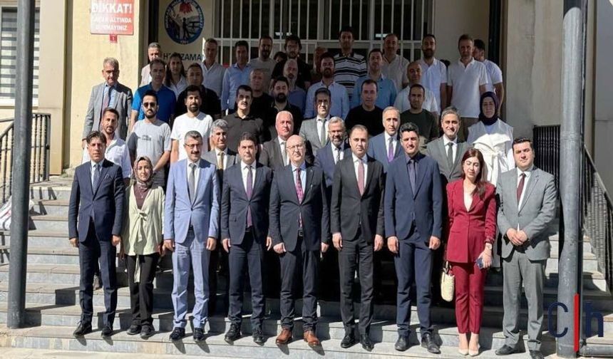 Talim ve Terbiye Kurulu Başkanı Cem Gençoğlu Hakkâri'de Okul Müdürleriyle Buluştu