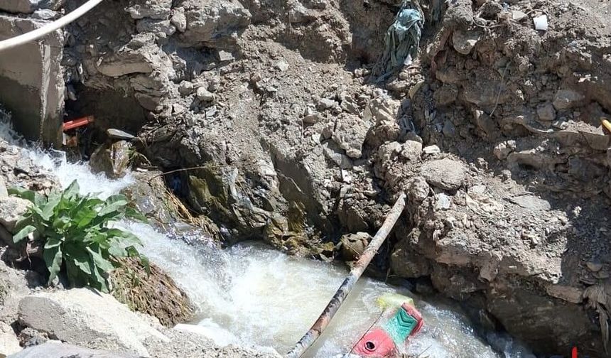 Hakkari’de 12 Mayıs’ta Kaldırılan Menfezler Hâlâ Yerine Konulmadı