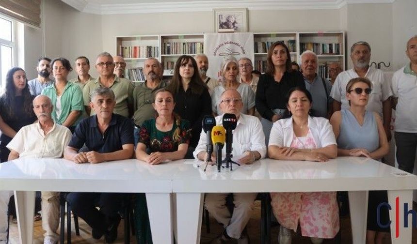 127 Kürt Aydın ve Yazardan Barış Sürecine İlişkin Ortak Açıklama