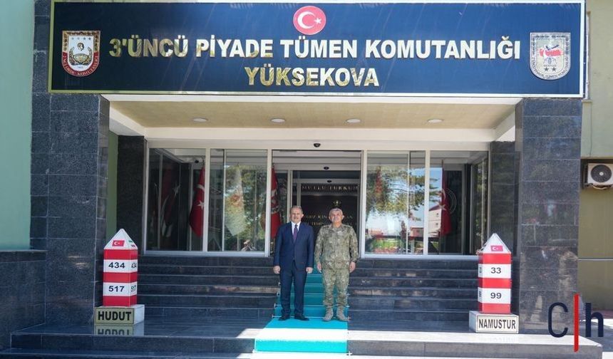 Vali İbrahim Taşyapan'dan Tümgeneral Mustafa Köksal'a Hayırlı Olsun Ziyareti