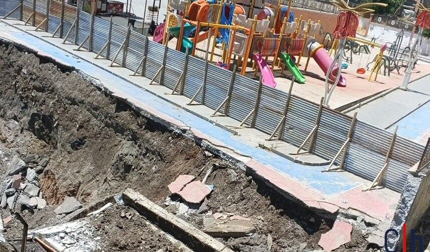 Kent Park'ta Perde Duvar Yıkıldı: Gözler Kazı Çalışması ve Mülkiyet İddialarında