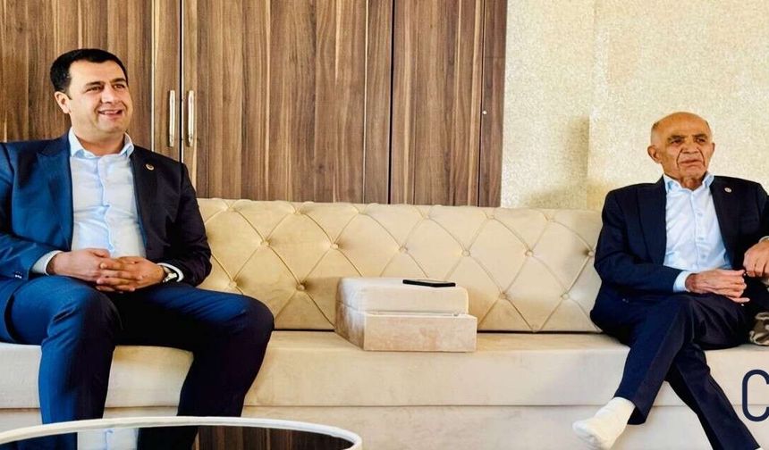 Şemdinli Belediye Başkanı Şakar’dan Hacı Hakkı Töre’ye ziyaret