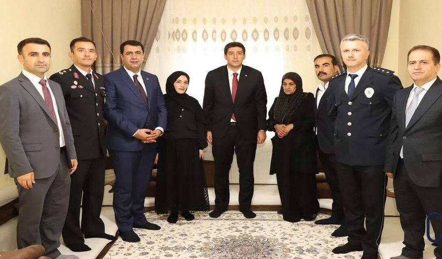 Kaymakam ve başkanlardan şehit ve gazi ailesine ziyaret