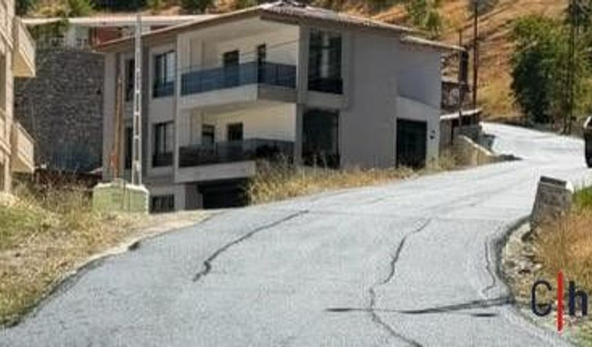 Merzan’da 1,5 Kilometrelik Yol Yenilendi
